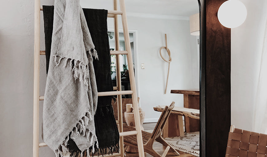 How to D.I.Y. a Blanket Ladder