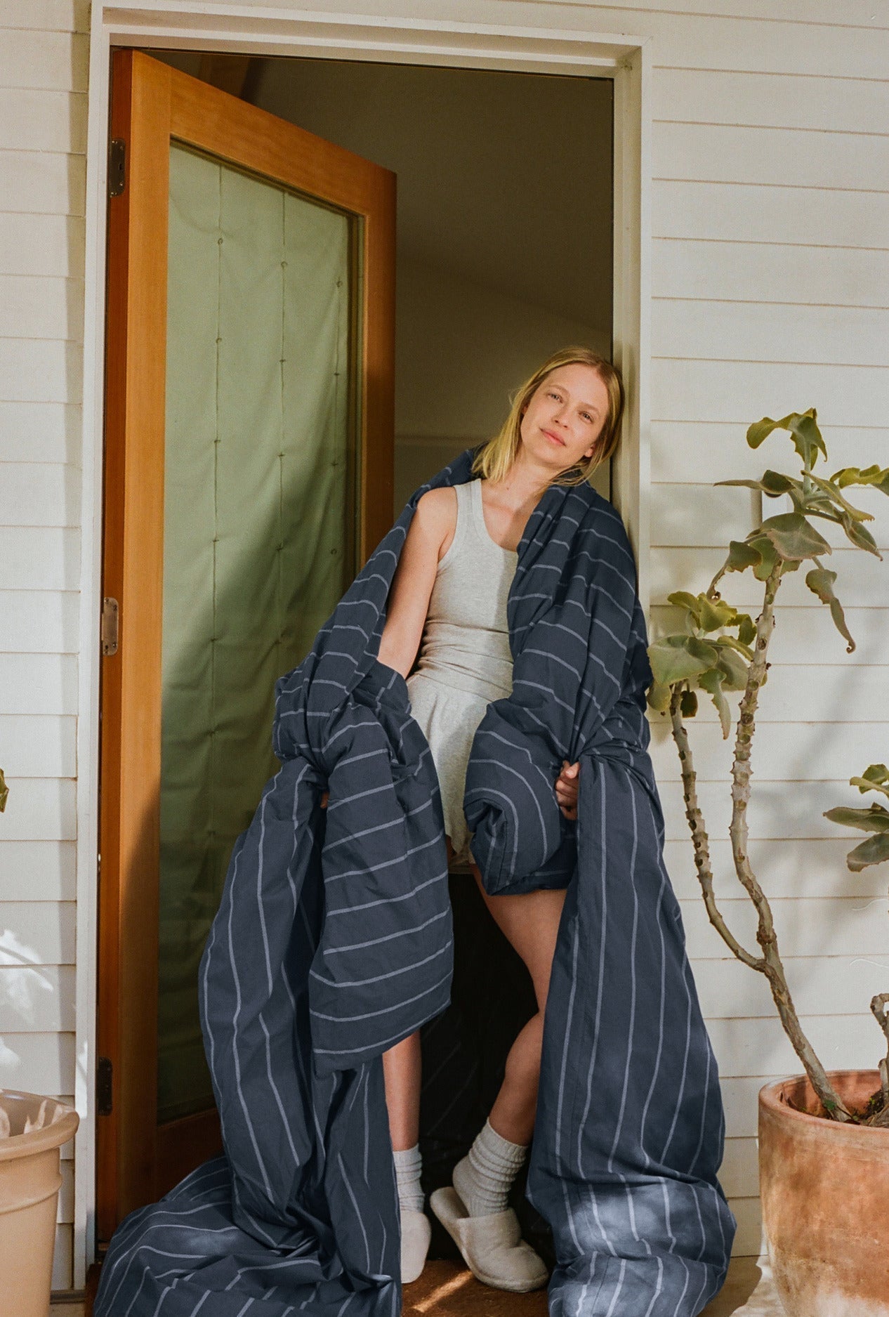 Duvet vs Comforter: Key Differences & How to Choose