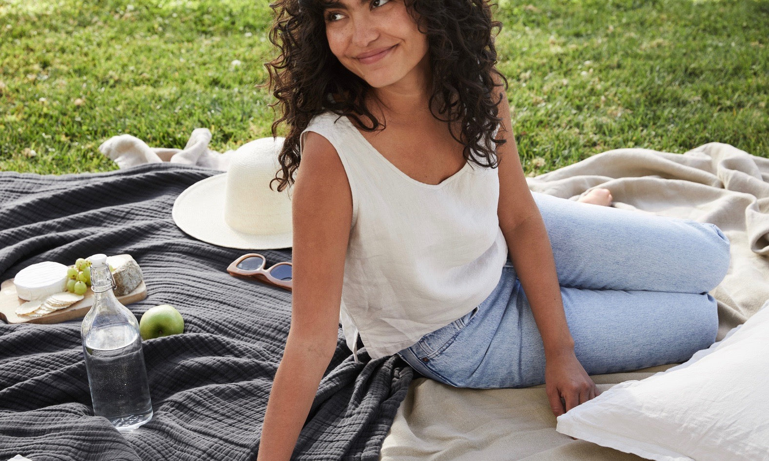 Linen Lounge Styling Tips