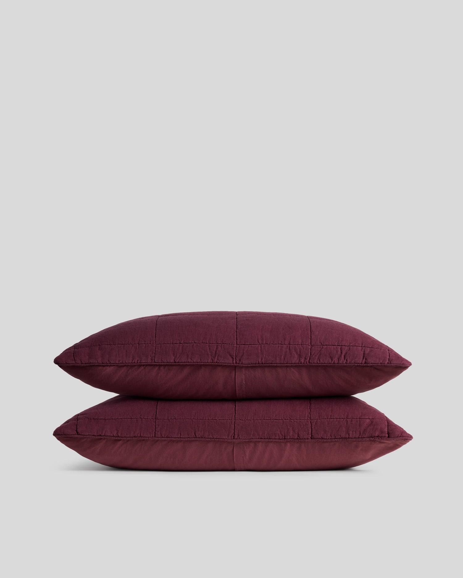 Linen Box Quilted Sham Set (Garnet)